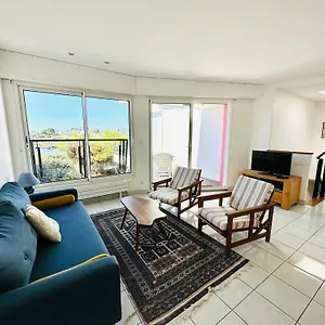  Hébergement de vacances Splendide Maison Au Bord De La